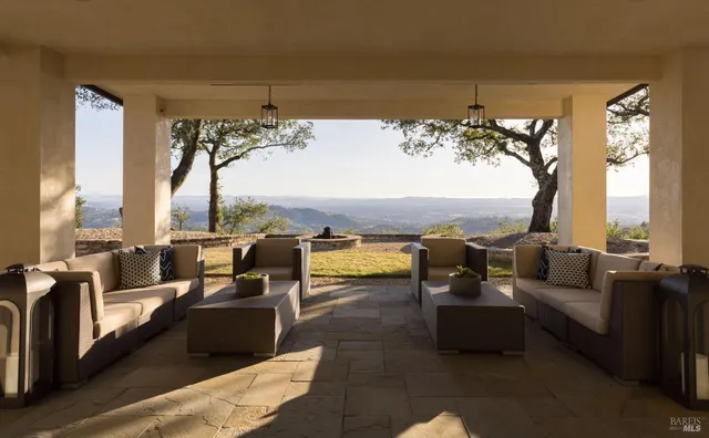 $7,999,000 | 2025 Redwood Hill Road, Santa Rosa, CA 95404