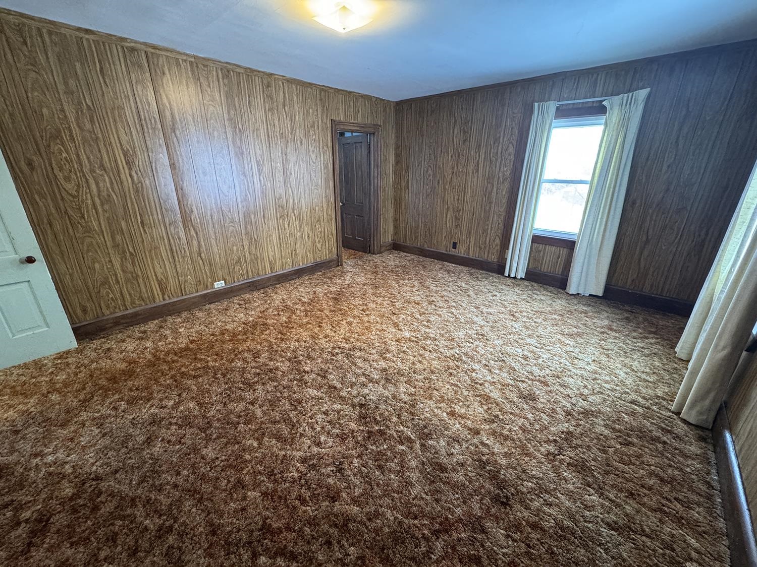 18341 Pleasant Hill Road Mount Carroll, IL 61053 - Photo 34 of 41 an empty room with windows