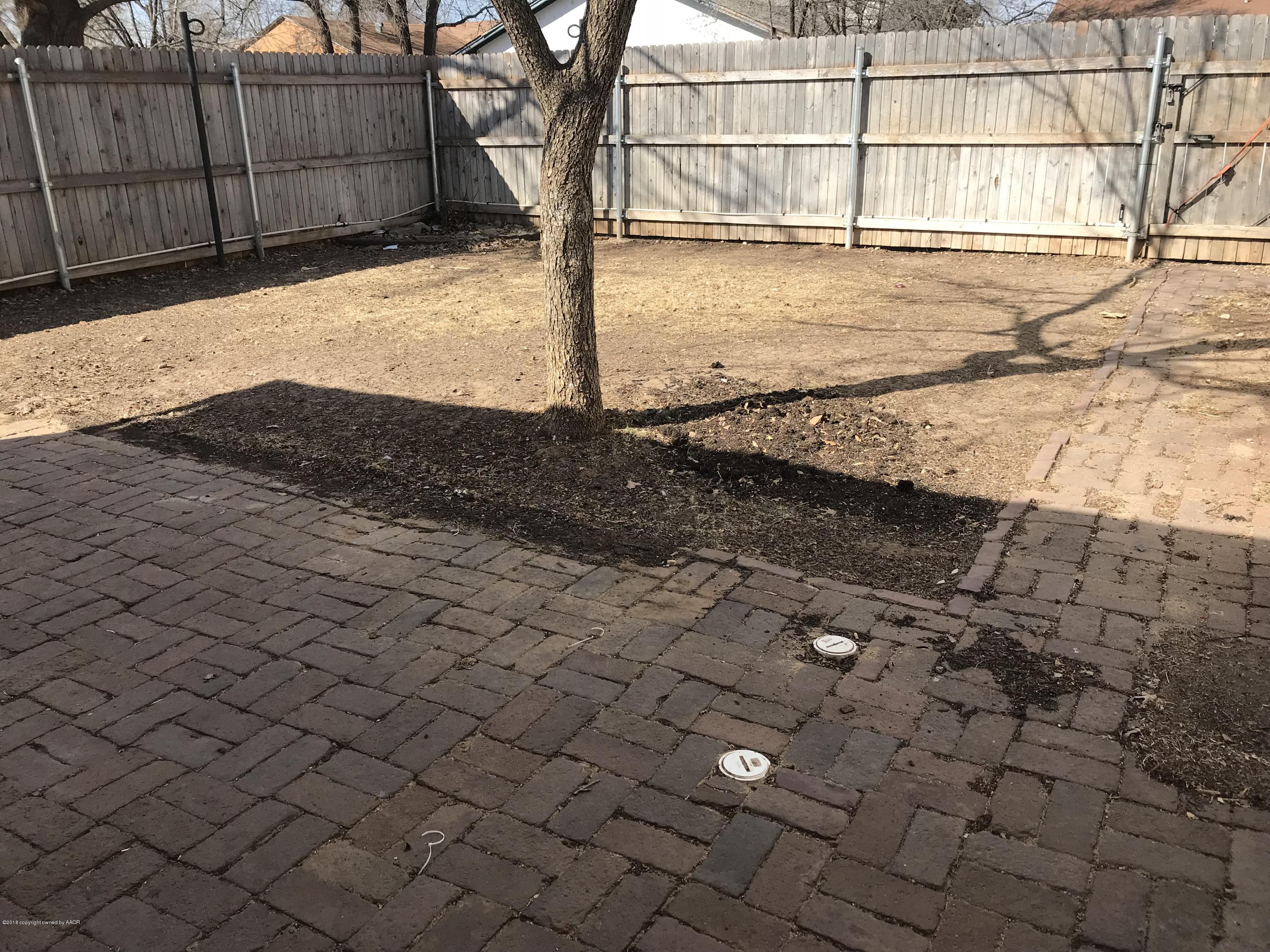 4634 Crockett Street Amarillo, TX 79110 - Photo 22 of 23 BACKYARD
