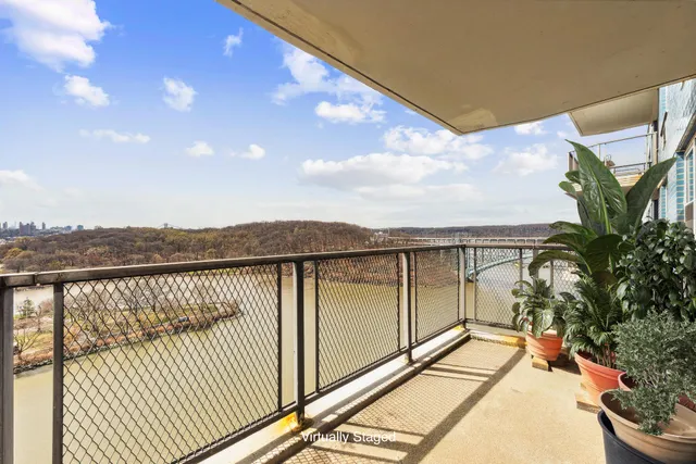 a view of a interior of the house