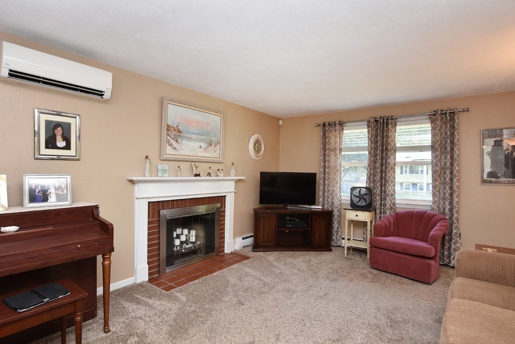 21 Windsor Road Milford, MA 01757 - Photo 8 of 17 Gallery Image 8