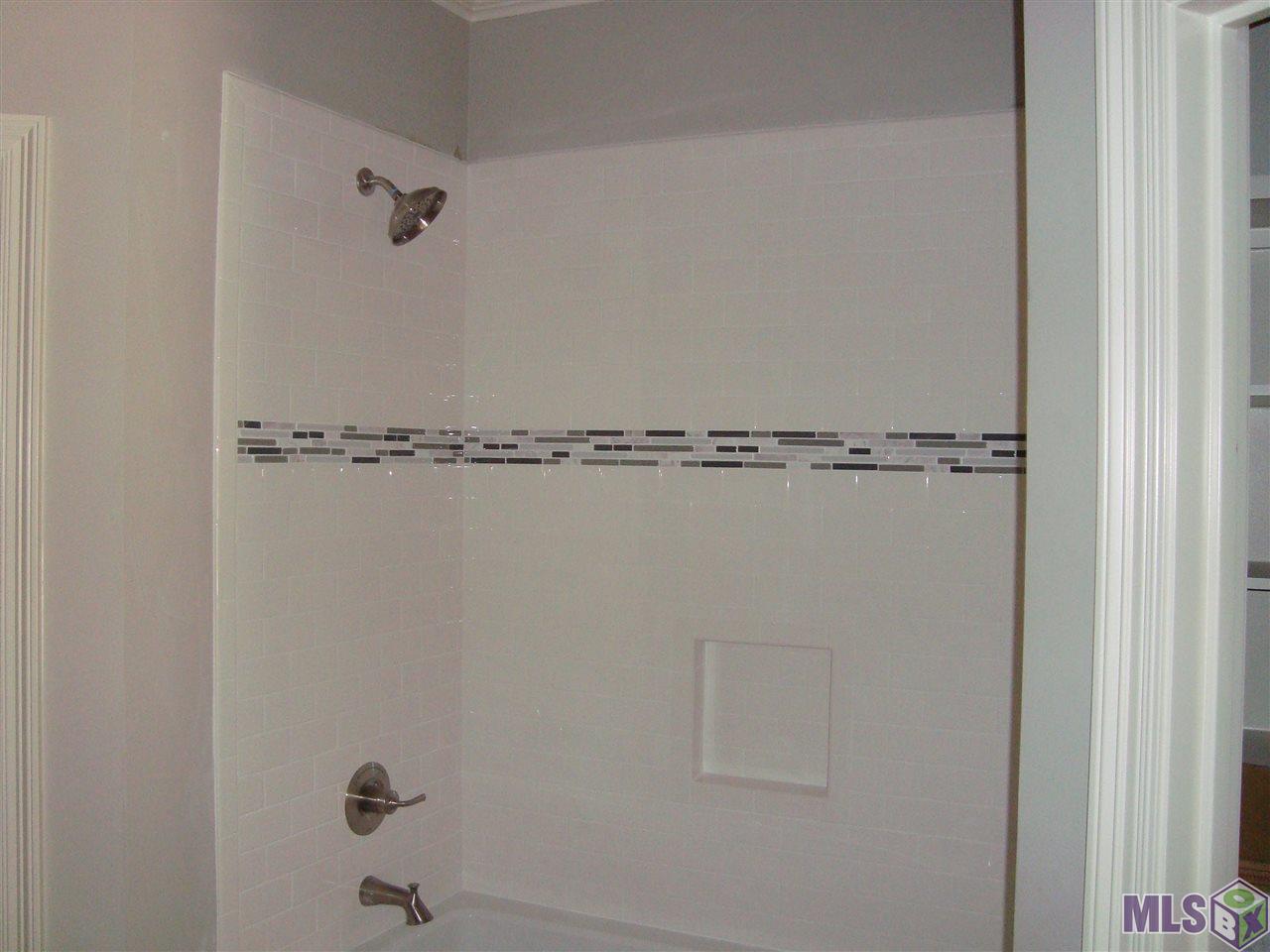 28840 Wagner Road Albany, LA 70711 - Photo 9 of 13 master bath shower