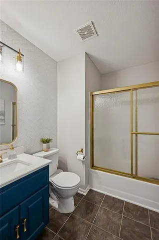 $330,000 | 1102 Melody Court, Kearney, MO 64060