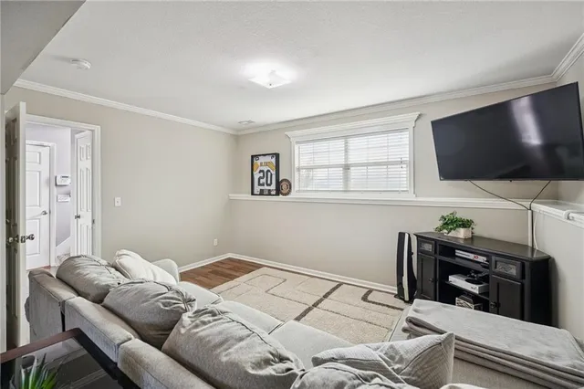 $330,000 | 1102 Melody Court, Kearney, MO 64060