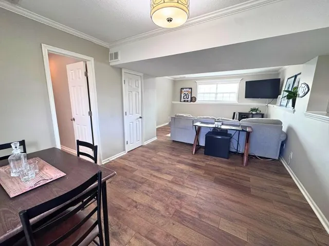 $330,000 | 1102 Melody Court, Kearney, MO 64060