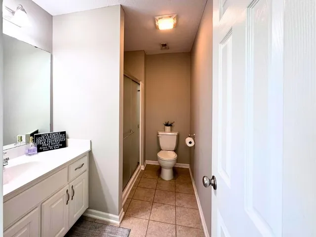 $330,000 | 1102 Melody Court, Kearney, MO 64060