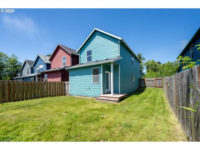 $379,000 | 8465 Hollyhock Street, Rockaway Beach, OR 97136