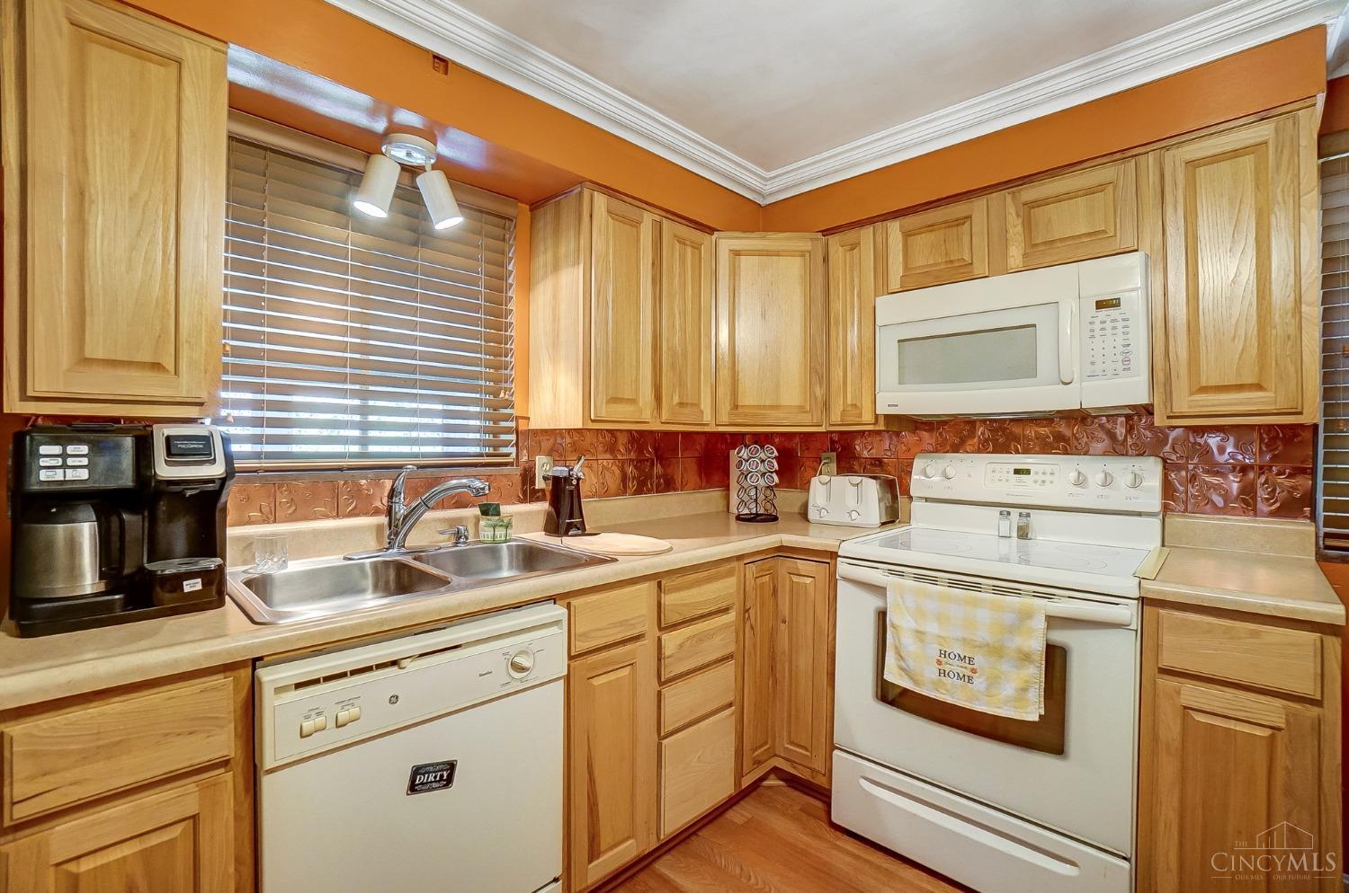 5296 Belclare Road Cincinnati, OH 45247 - Photo 26 of 73 Gallery Image 26