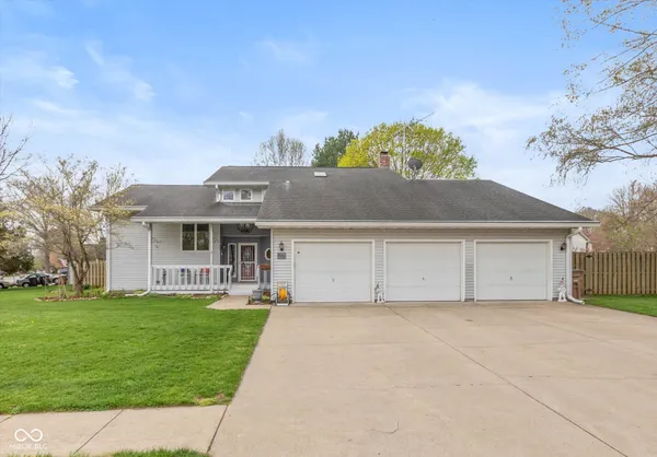 $359,900 | 4651 Monterey Drive, Columbus, IN 47203