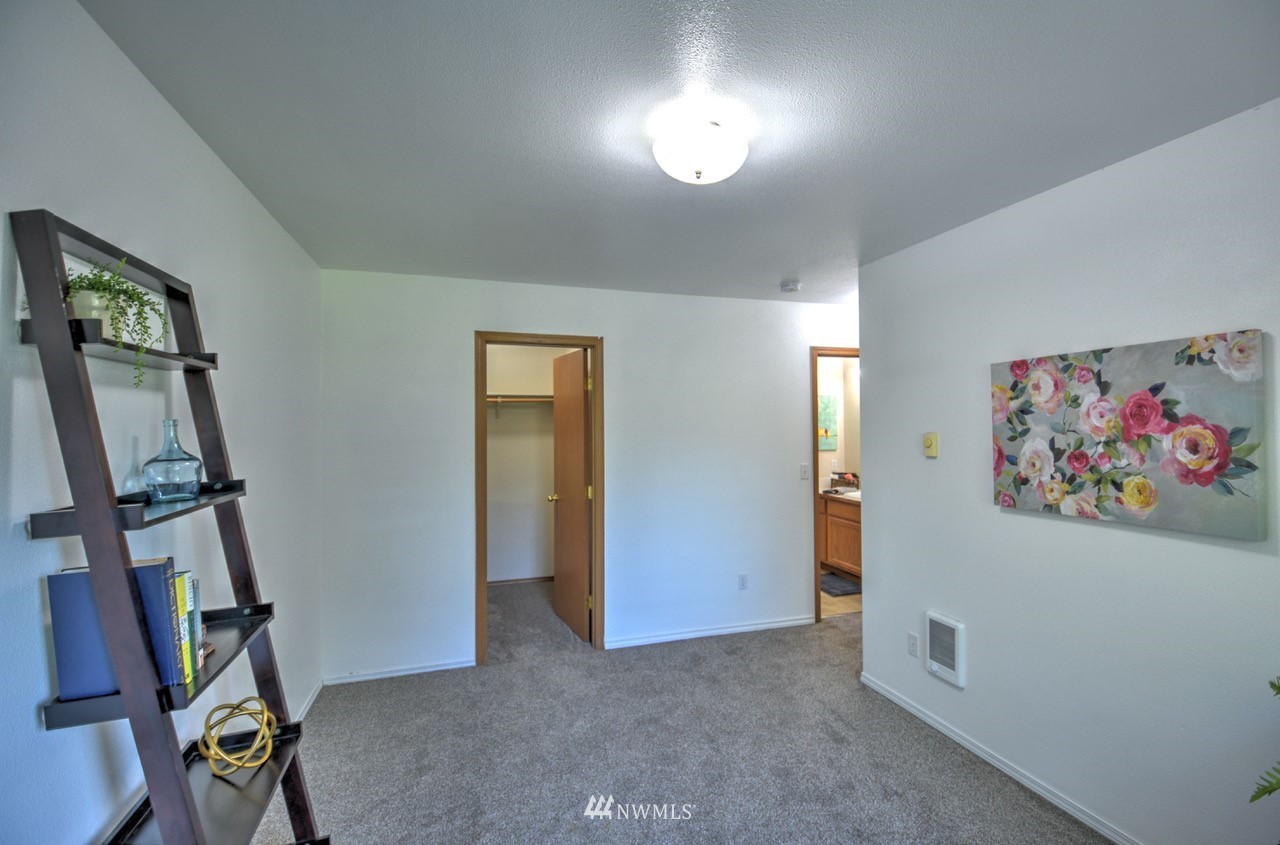 1308 Golf Club Road Southeast Lacey, WA 98503 - Photo 17 of 23