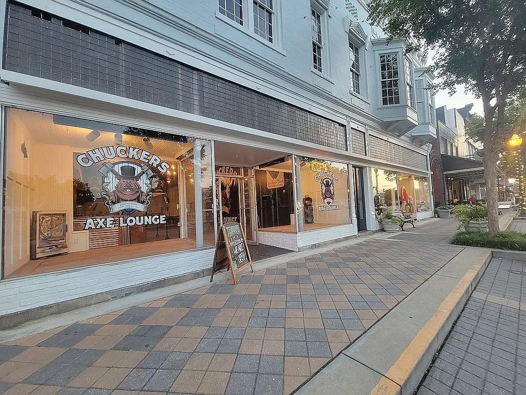 151 South Jackson Street Hartwell, GA 30643 - Photo 17 of 17 a view of entrance gate with the view of building
