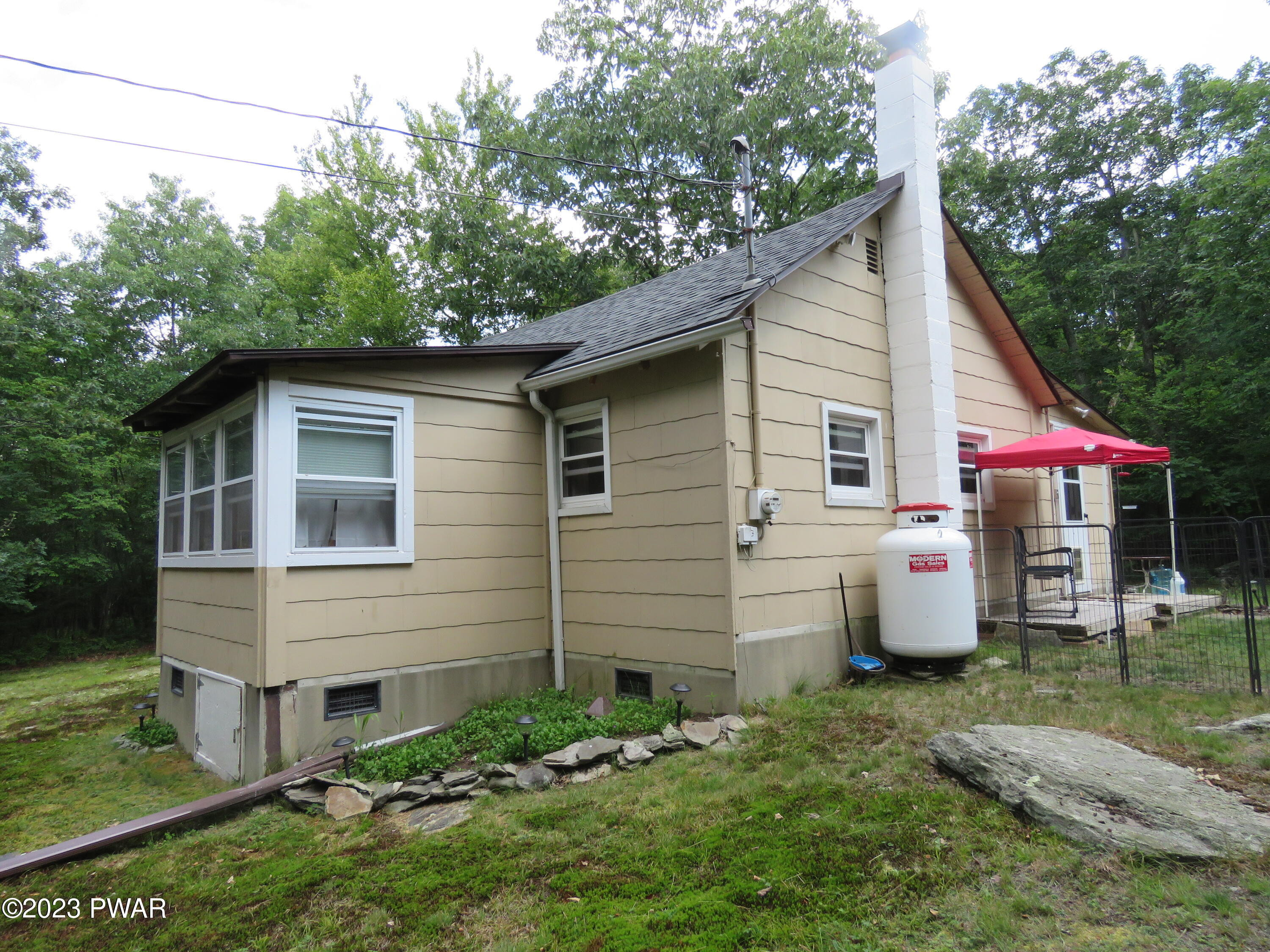 120 Pecks Pond Road Dingmans Ferry, PA 18328 - Photo 15 of 26