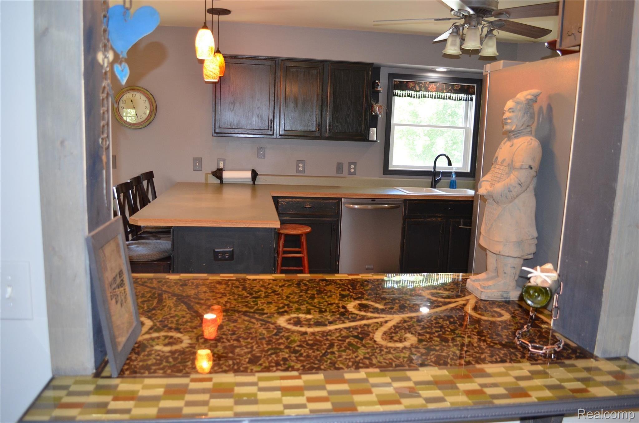 6237 Denton Hill Road Fenton, MI 48430 - Photo 9 of 81 DSC_0115.JPG