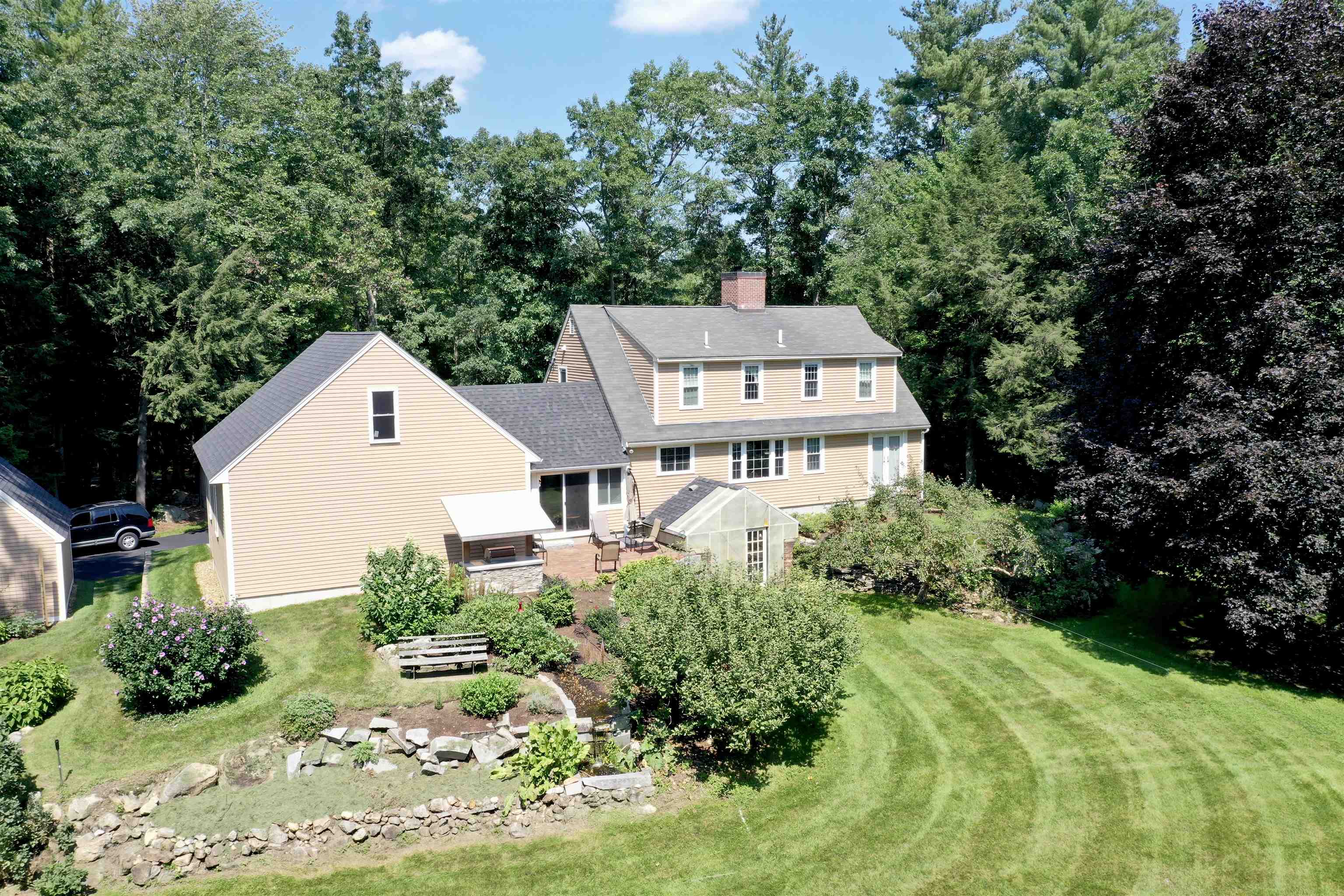 5 Spring Road Amherst, NH 03031 - Photo 29 of 35