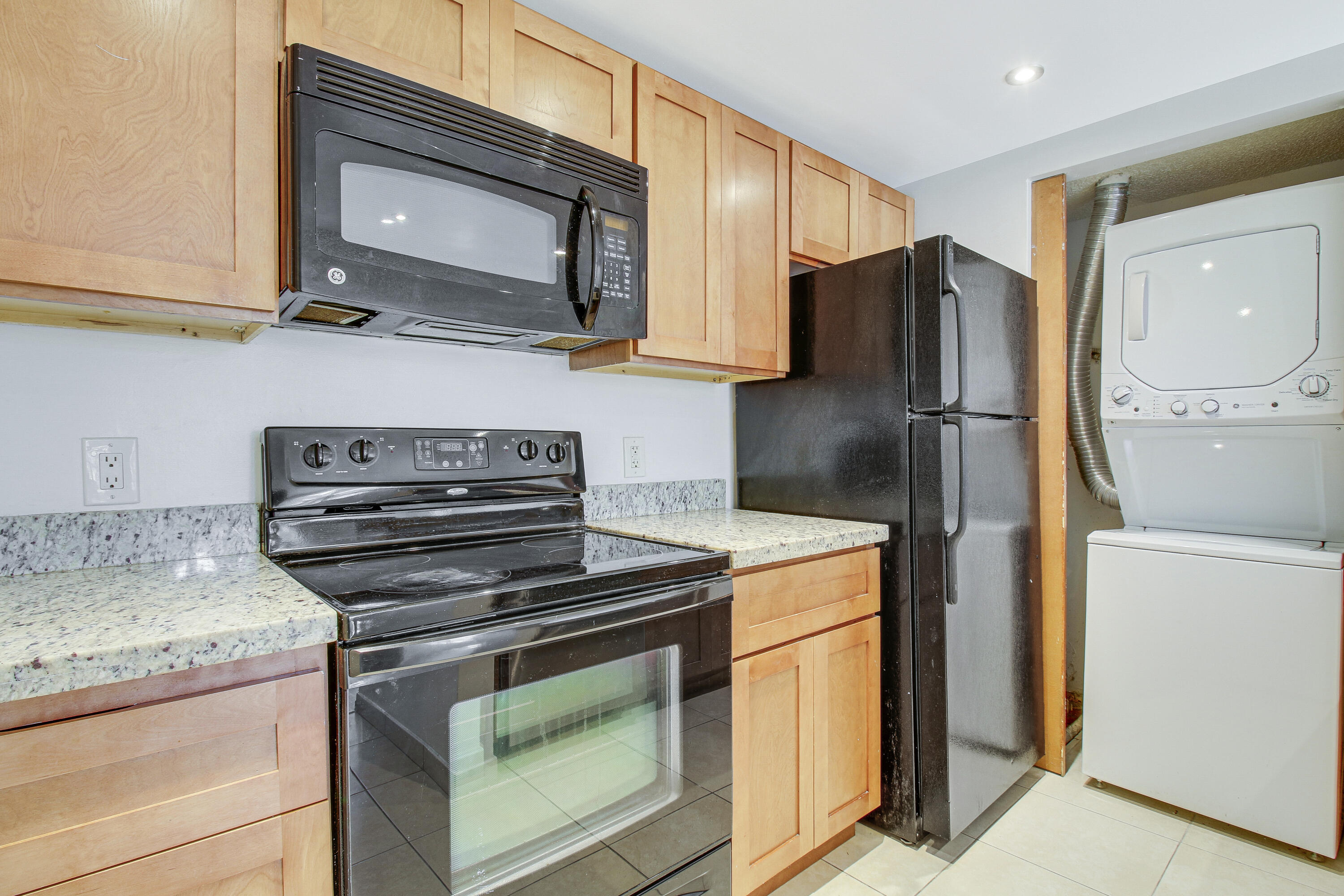 4441 West McNab Road, Unit 17 Pompano Beach, FL 33069 - Photo 7 of 25 House-6