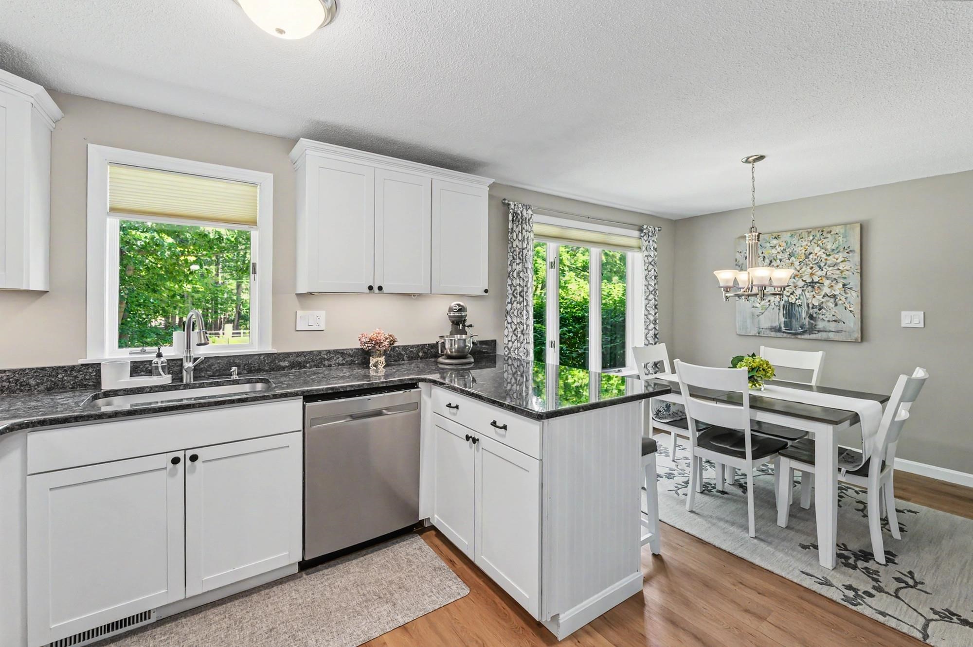 3 Salisbury Road Nashua, NH 03064 - Photo 14 of 48