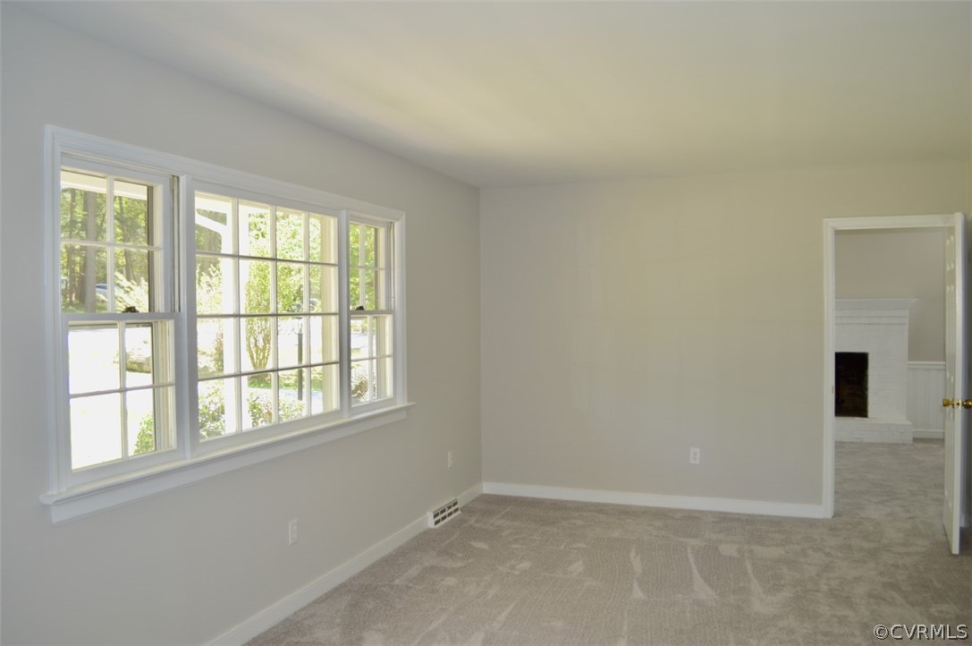 7442 Drexelbrook Road Chesterfield, VA 23832 - Photo 5 of 24 an empty room with windows