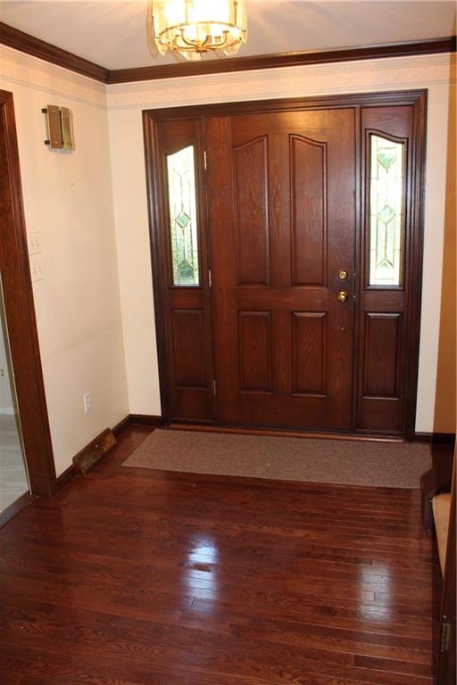 1668 Little Meadow Road Pittsburgh, PA 15241 - Photo 2 of 25 Entry with beautiful wood floors.