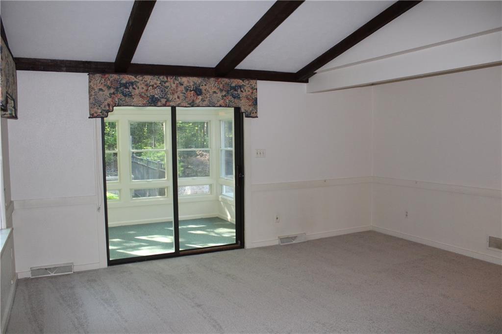 1668 Little Meadow Road Pittsburgh, PA 15241 - Photo 11 of 25 Slider to sun room.