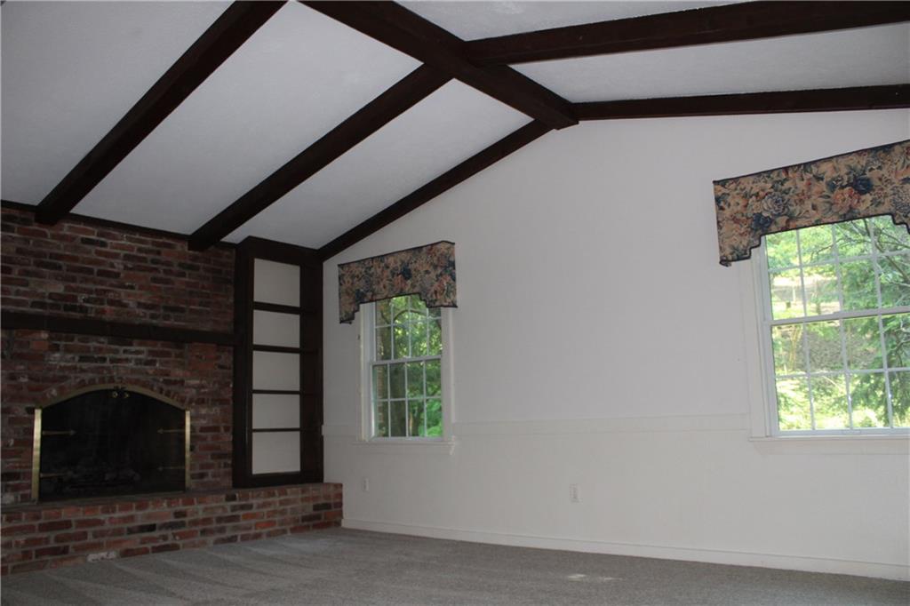 1668 Little Meadow Road Pittsburgh, PA 15241 - Photo 8 of 25 Family room with vaulted and beamed ceiling.