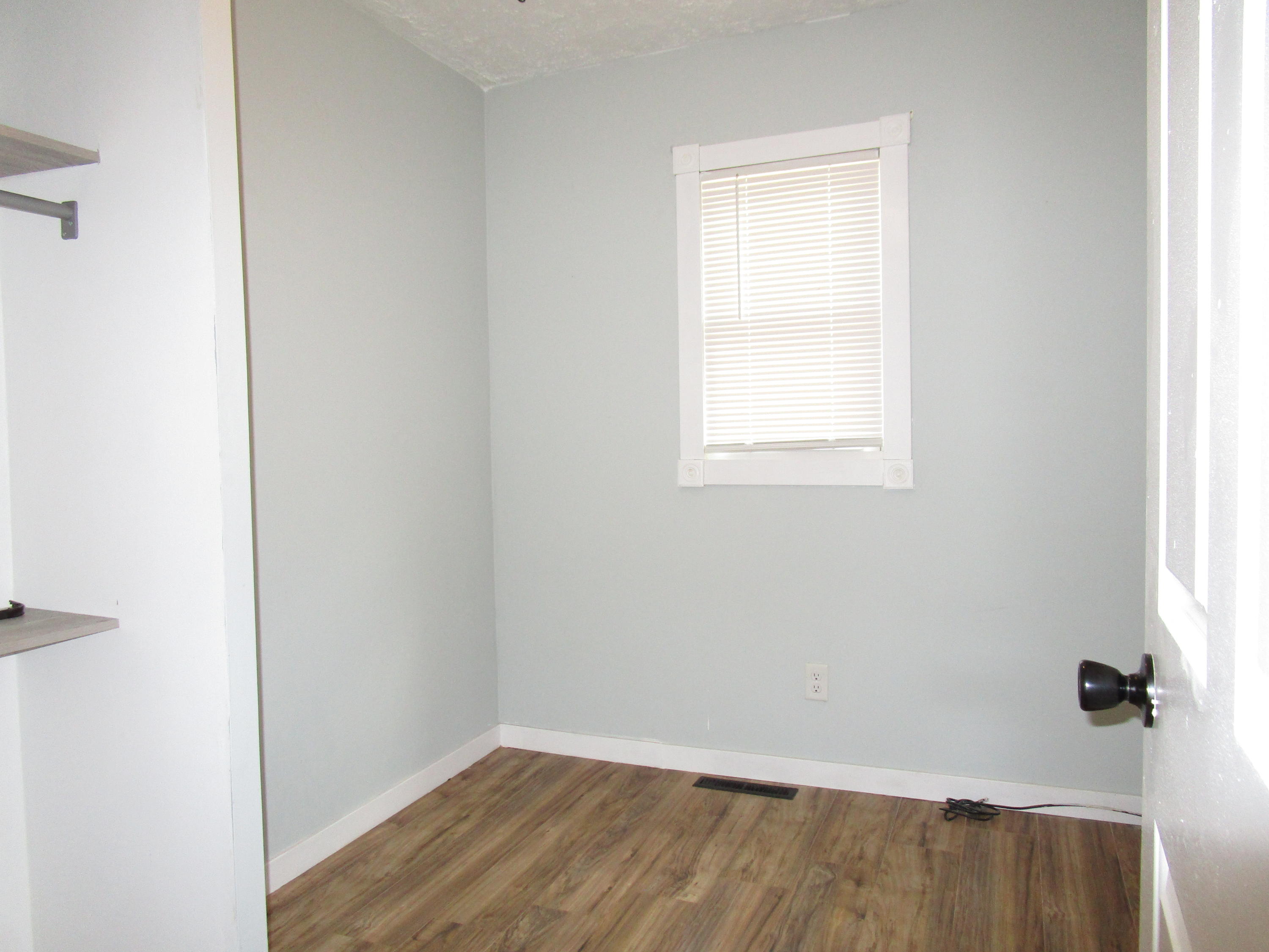 1037 Grove Road Quincy, MI 49082 - Photo 8 of 13 IMG_2070
