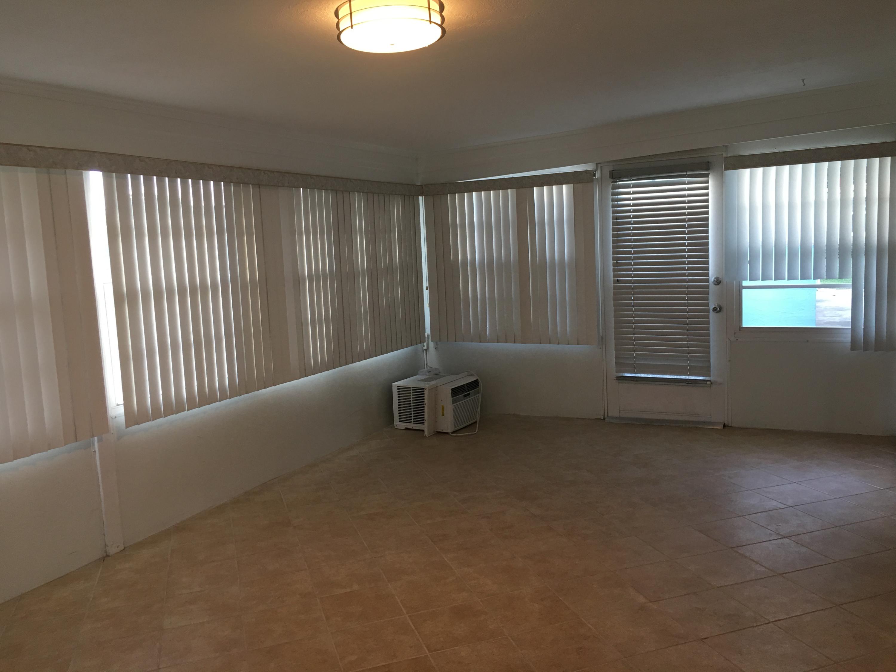 1534 Southeast Pitcher Road Port St. Lucie, FL 34952 - Photo 17 of 40 7981763C-EDC6-4B29-9562-26CCEB46525E
