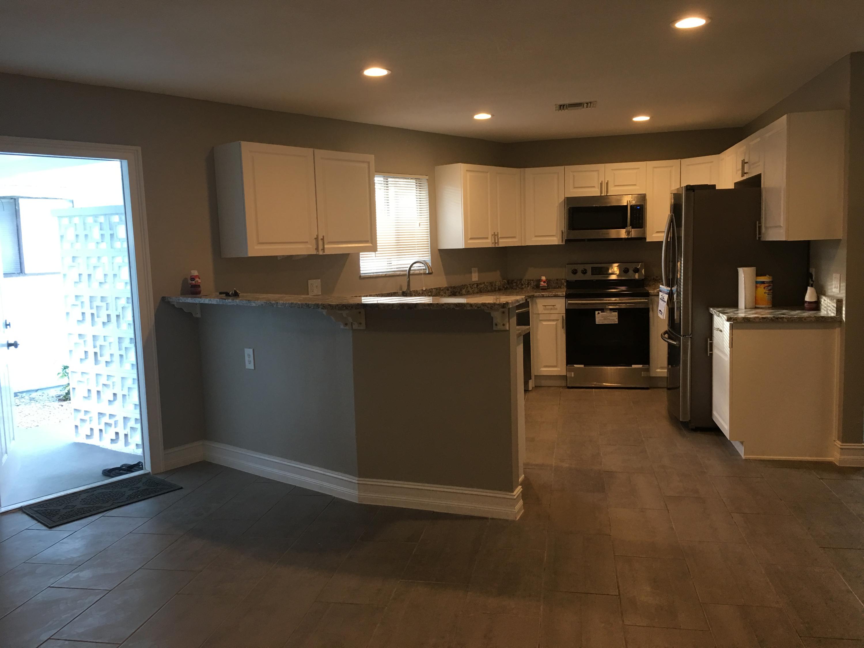 1534 Southeast Pitcher Road Port St. Lucie, FL 34952 - Photo 21 of 40 257629F3-27FC-4429-960E-E72FA0553A18