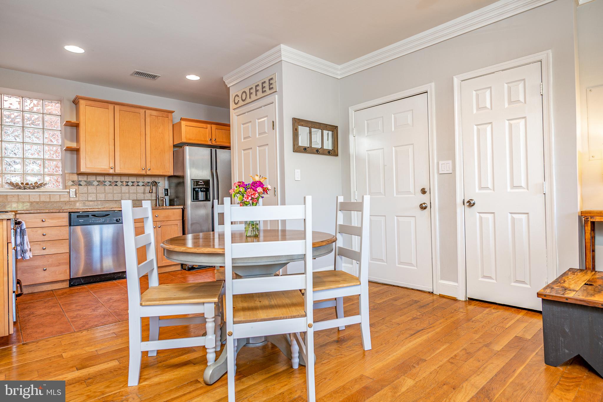 661 Morris Place Northeast, Unit 1 Washington, DC 20002 - Photo 5 of 16 Dining