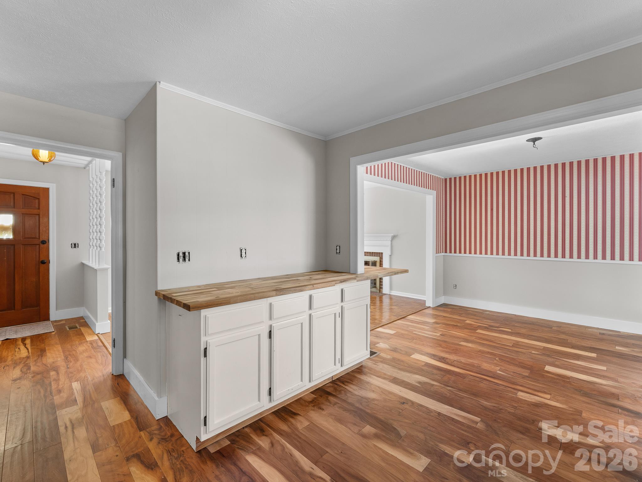 87 Underhill Road Hendersonville, NC 28792 - Photo 19 of 48 Gallery Image 19