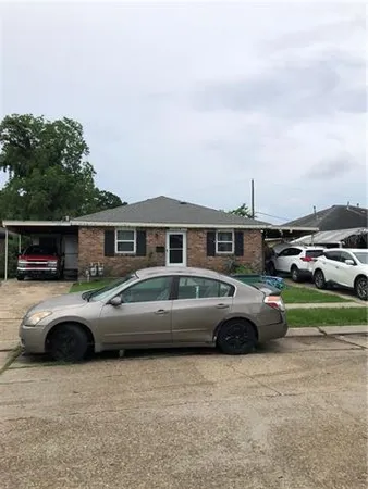 $260,000 | 2608-2610 Ridgefield Drive, Metairie, LA 70003