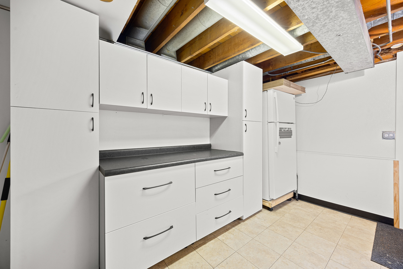 1621 Sunset Ridge Road Glenview, IL 60025 - Photo 19 of 31