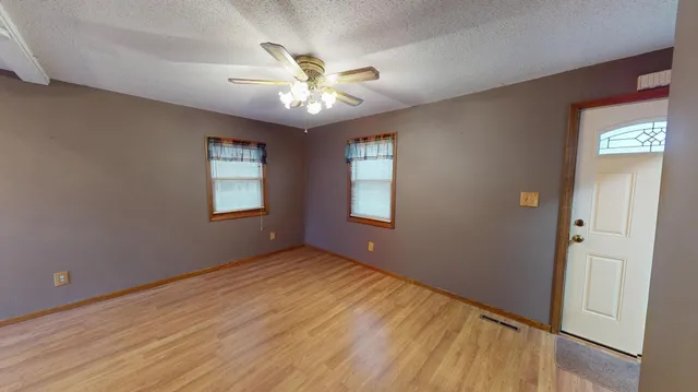 $74,900 | 1425 Frank Avenue, Albert Lea, MN 56007