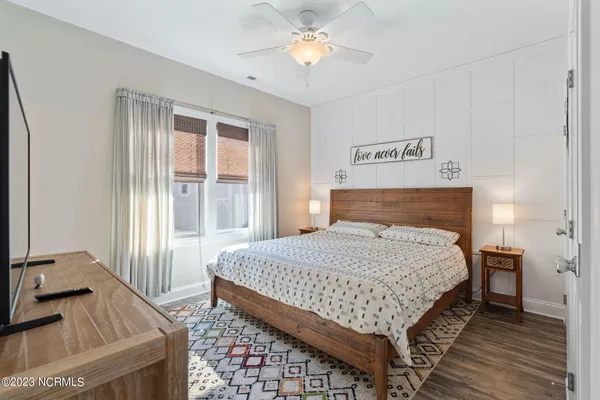 $2,200 | 130 Northwest 23rd Street, Oak Island, NC 28465