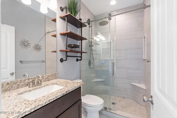 $2,200 | 130 Northwest 23rd Street, Oak Island, NC 28465