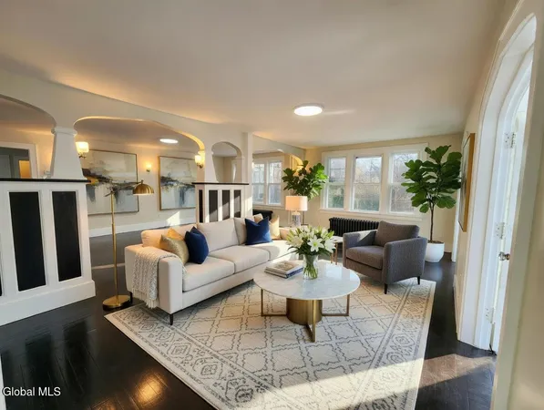 $289,000 | 261 Altamont Avenue, Schenectady, NY 12304