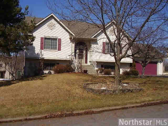9582 79th Street South Cottage Grove, MN 55016 - Photo 1 of 16