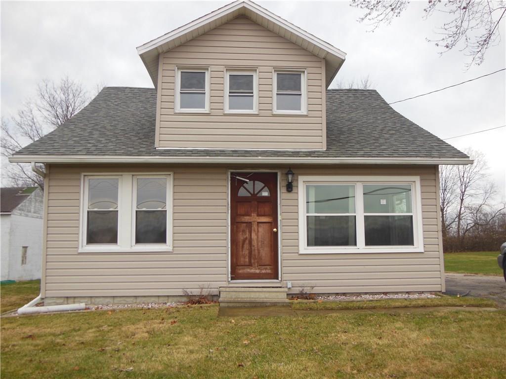 4245 New Carlisle Springfield, OH 45504 - Photo 1 of 6