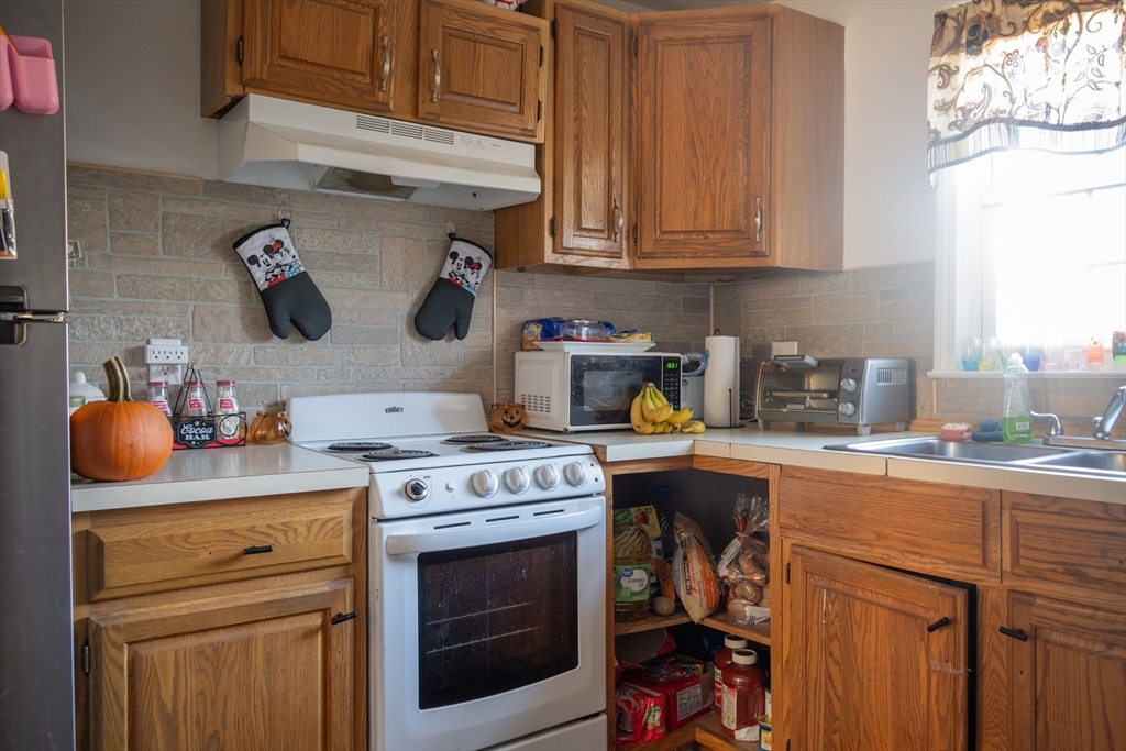 58 Colony Road, Unit 1A West Springfield, MA 01089 - Photo 11 of 21 Gallery Image 11