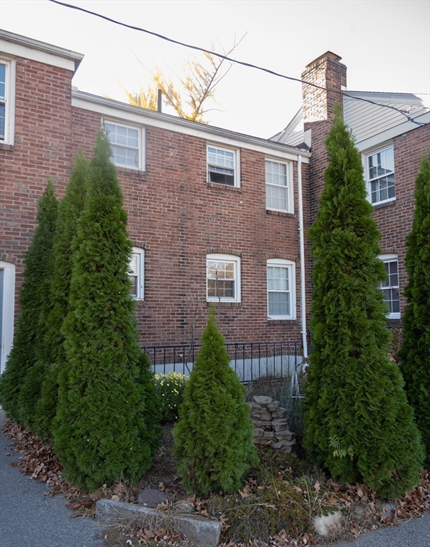 58 Colony Road, Unit 1A West Springfield, MA 01089 - Photo 13 of 21 Gallery Image 13