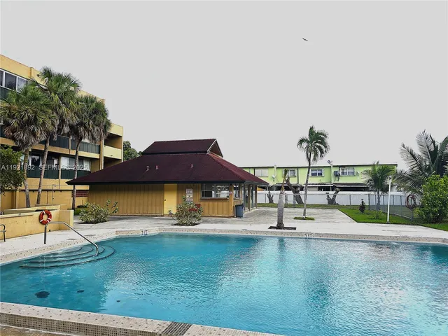 $235,000 | 1750 West 56th Street, Unit 216, Hialeah, FL 33012