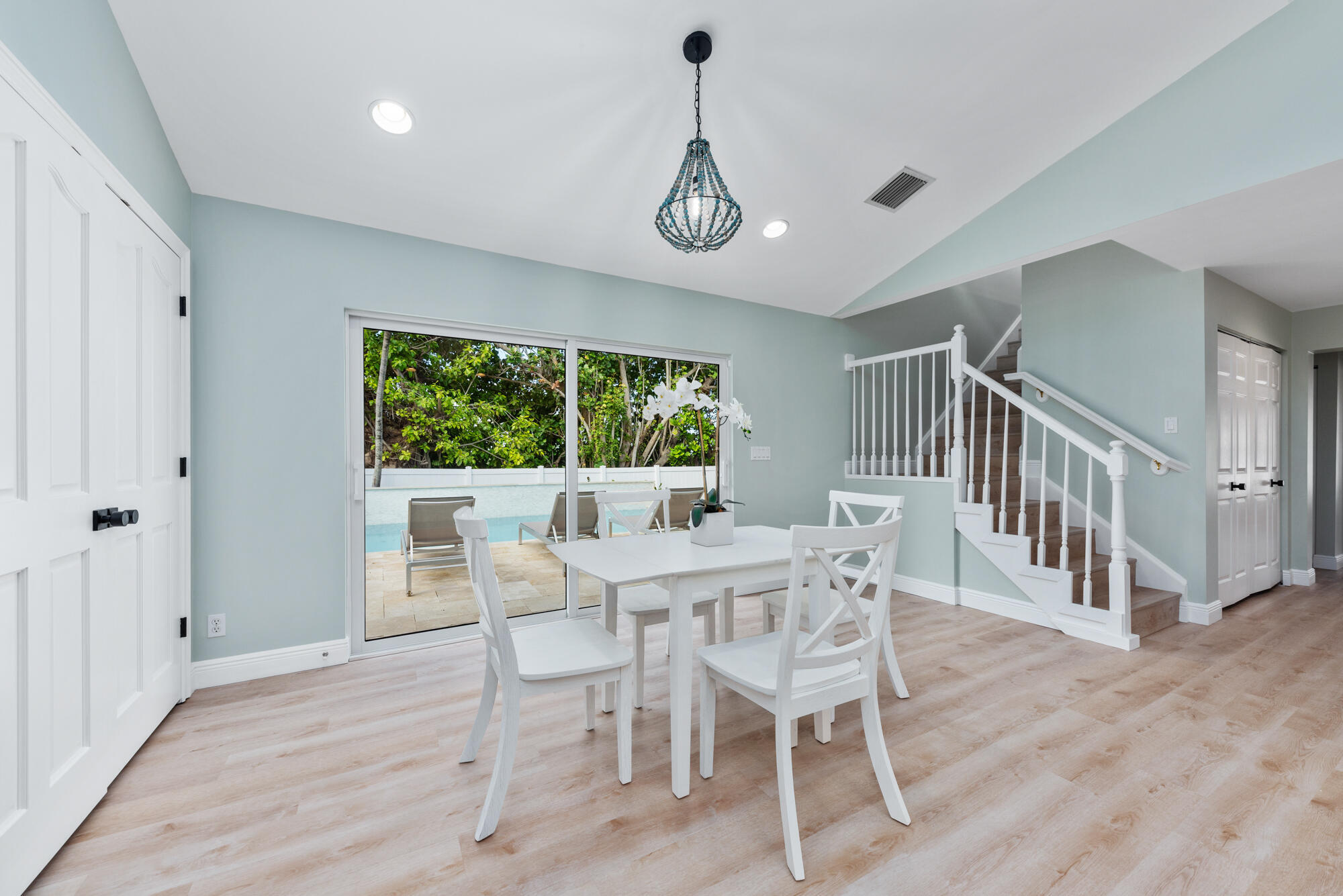 490 Mars Way Juno Beach, FL 33408 - Photo 11 of 35 490 Mars Way (23)