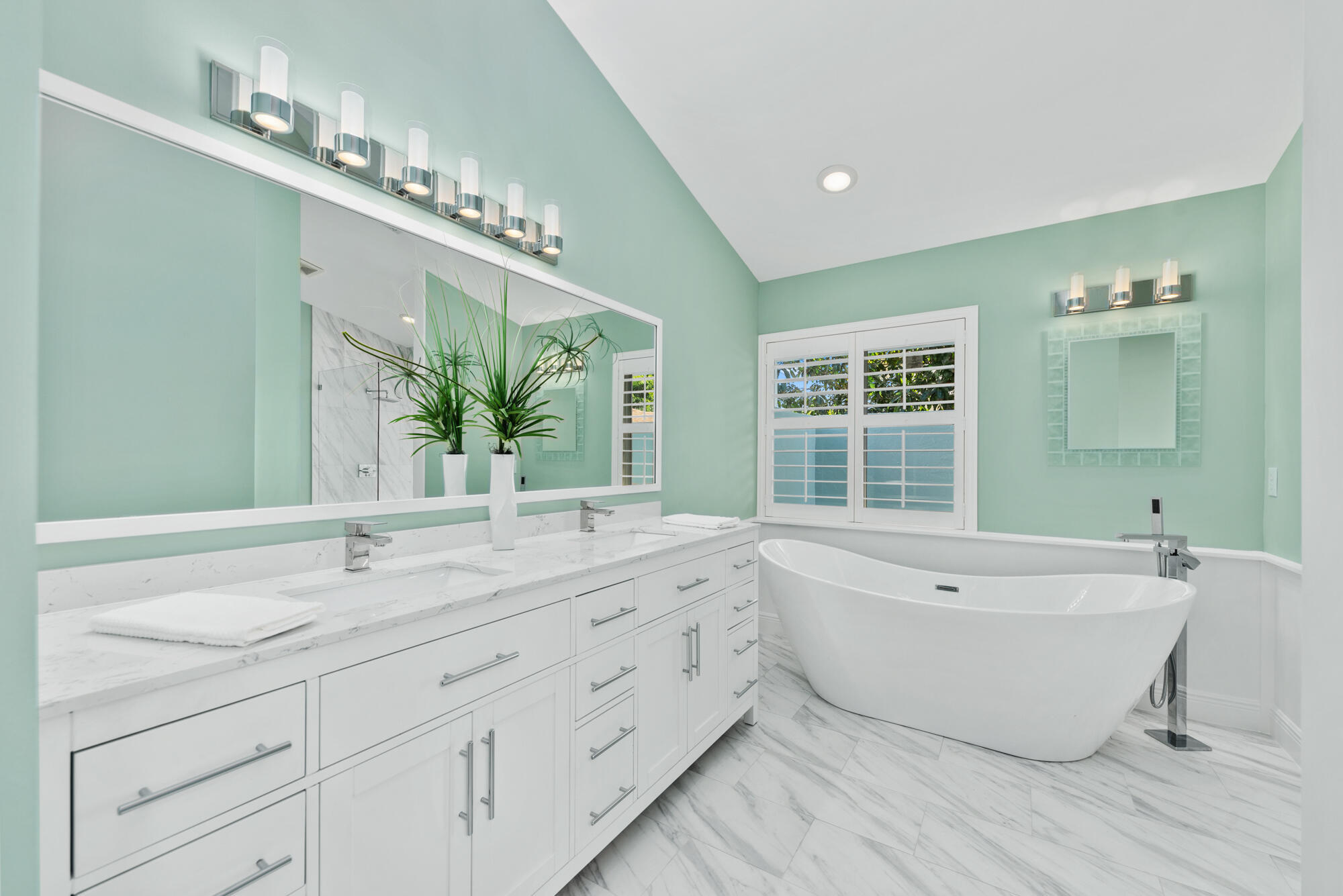 490 Mars Way Juno Beach, FL 33408 - Photo 13 of 35 490 Mars Way (25)