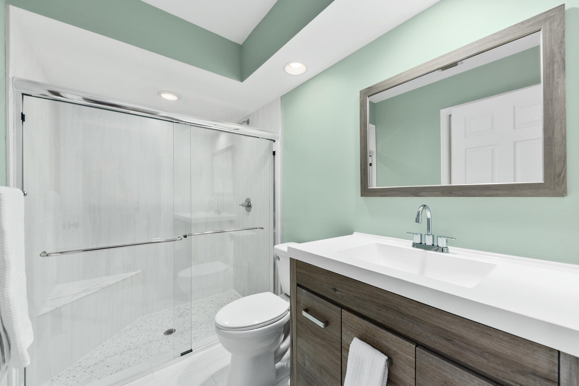 490 Mars Way Juno Beach, FL 33408 - Photo 17 of 35 490 Mars Way (29)