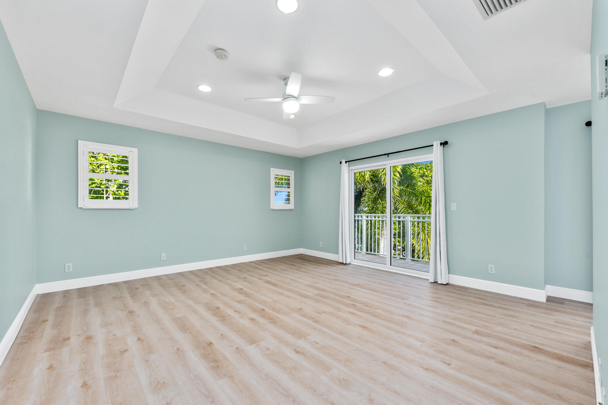 490 Mars Way Juno Beach, FL 33408 - Photo 19 of 35 490 Mars Way (31)