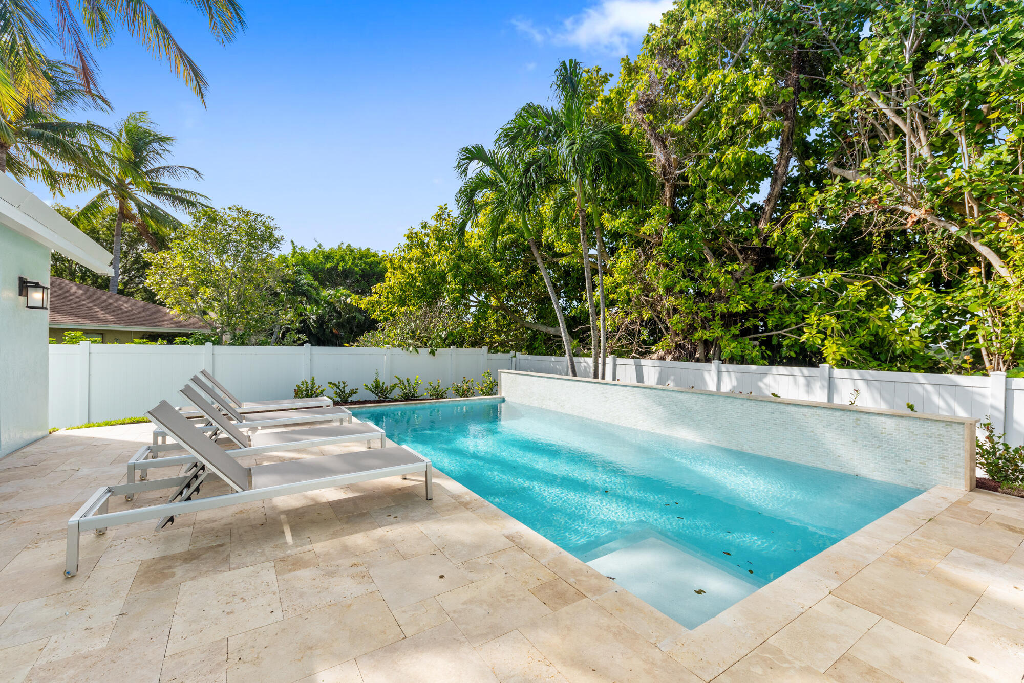 490 Mars Way Juno Beach, FL 33408 - Photo 23 of 35 490 Mars Way (36)