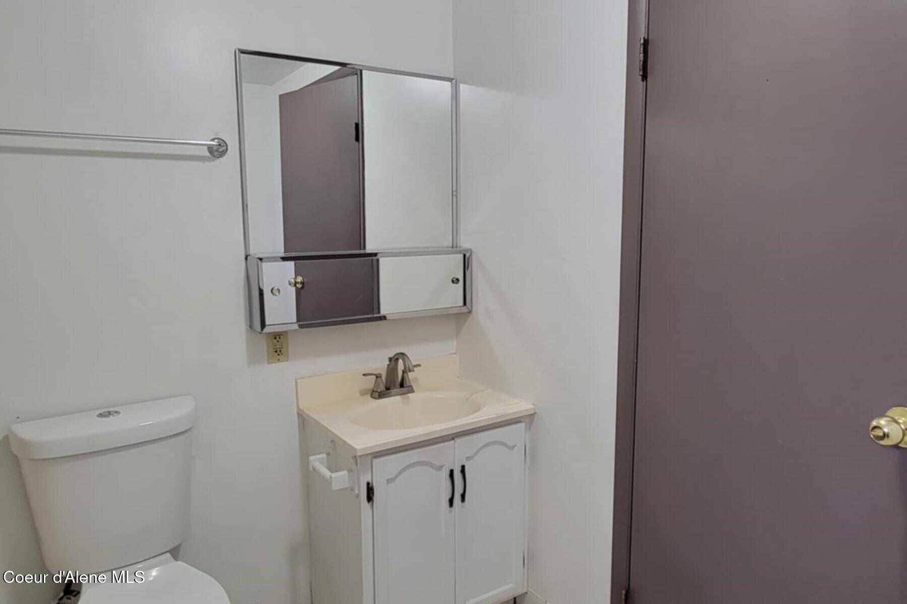 180 3rd Street Priest River, ID 83856 - Photo 15 of 47 Unit 3 - 13. Bathroom