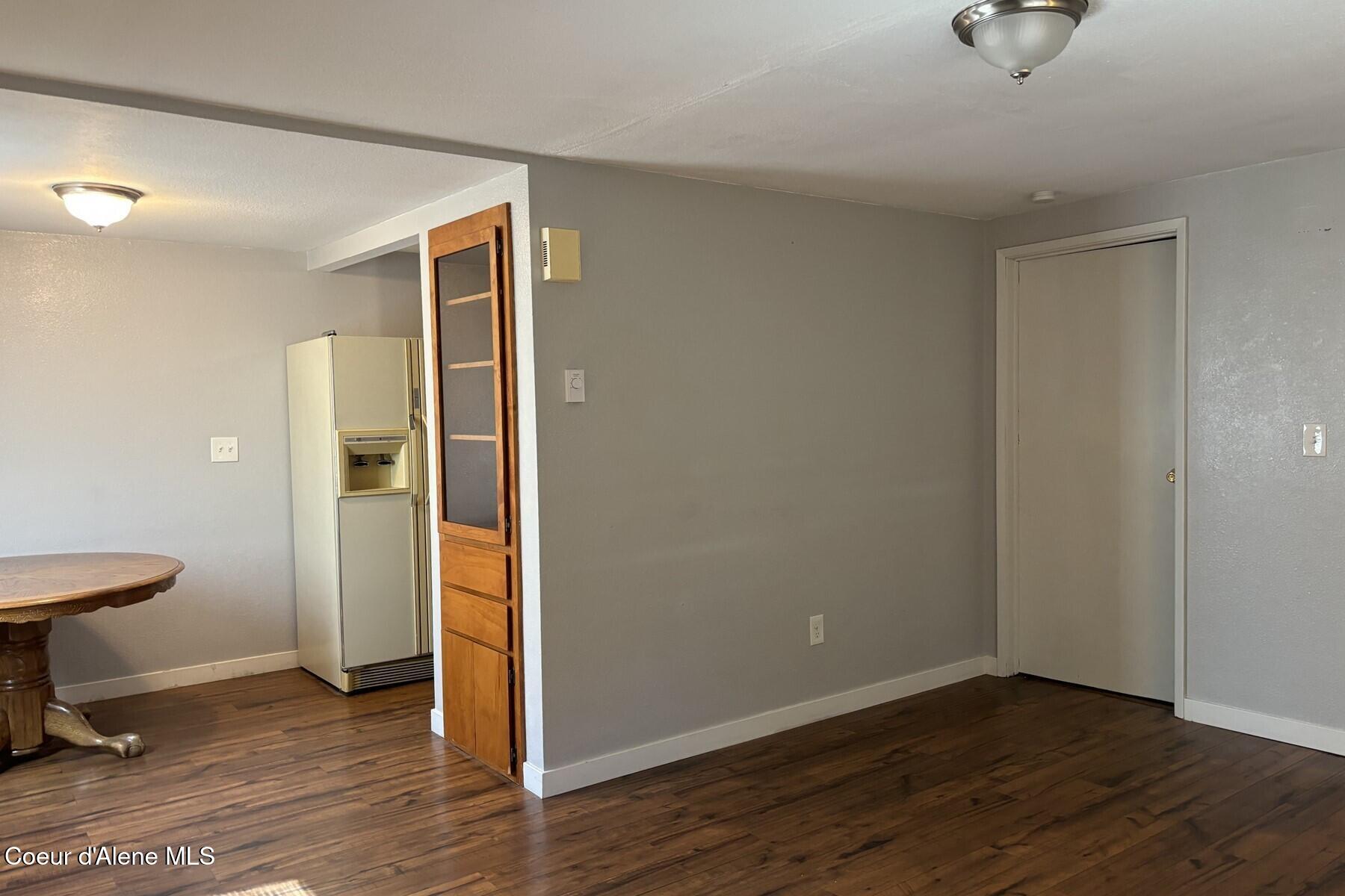 180 3rd Street Priest River, ID 83856 - Photo 42 of 47 Unit 2 - 5. Living