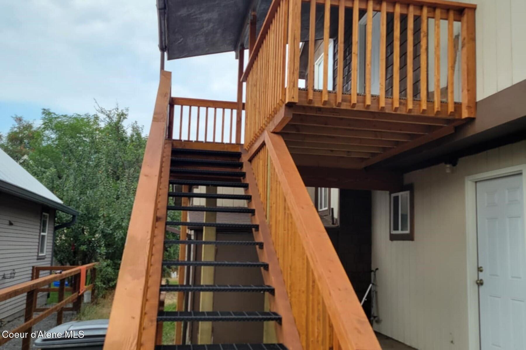 180 3rd Street Priest River, ID 83856 - Photo 5 of 47 Unit 3- 2. Stairs, Covered porch