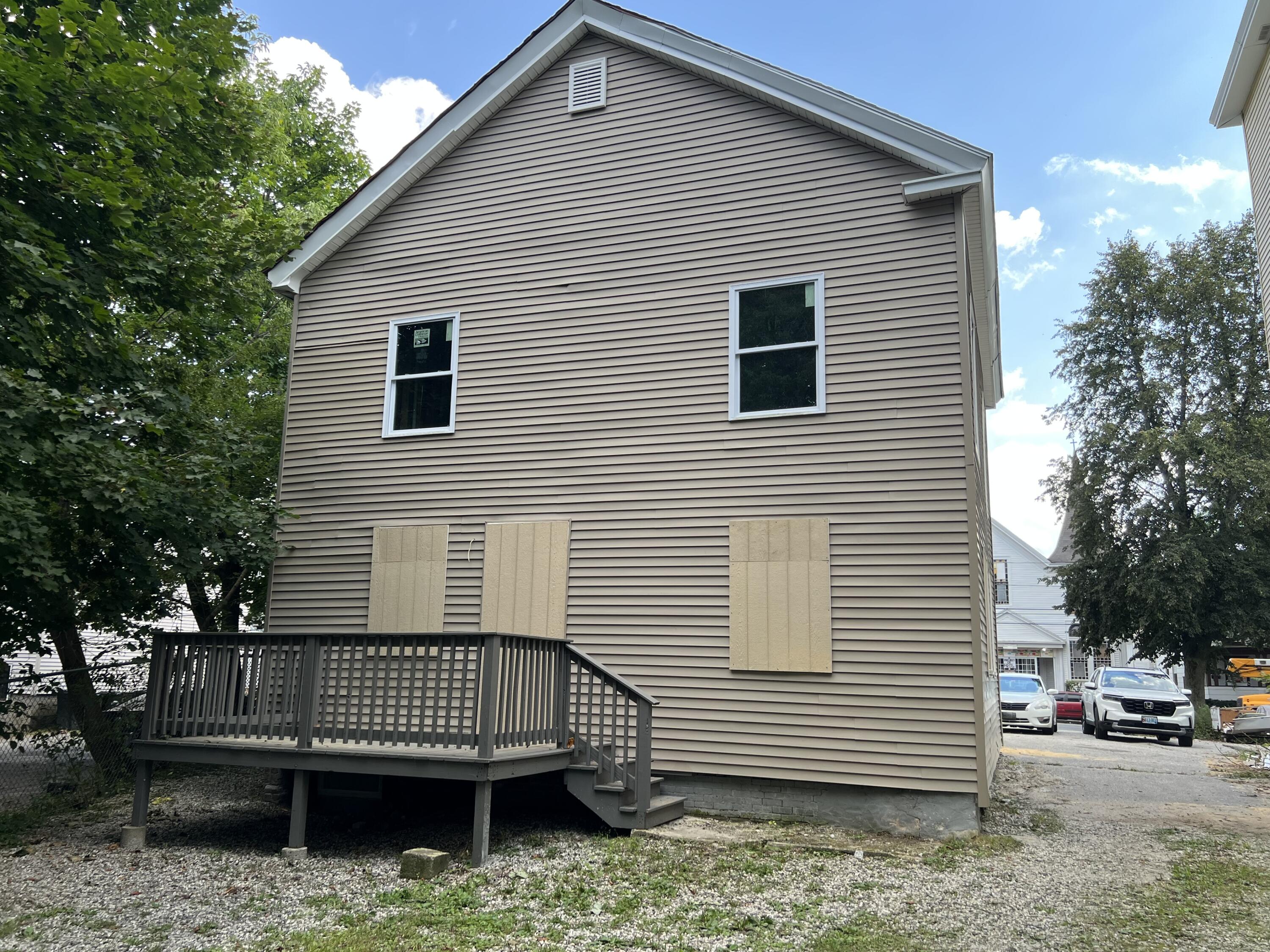 94 College Street Lewiston, ME 04240 - Photo 5 of 47 40780534-A2A2-4FE5-AC3B-57DF36B8E200