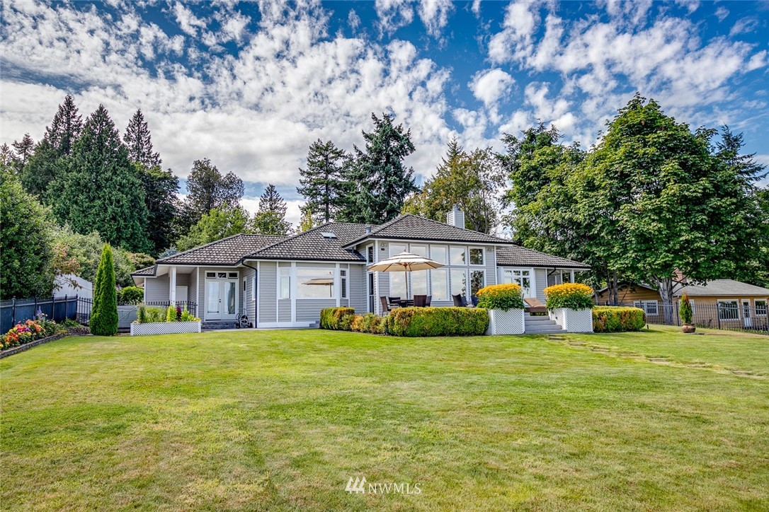 23920 Jefferson Point Road Northeast Kingston, WA 98346 - Photo 2 of 39 Gallery Image 2